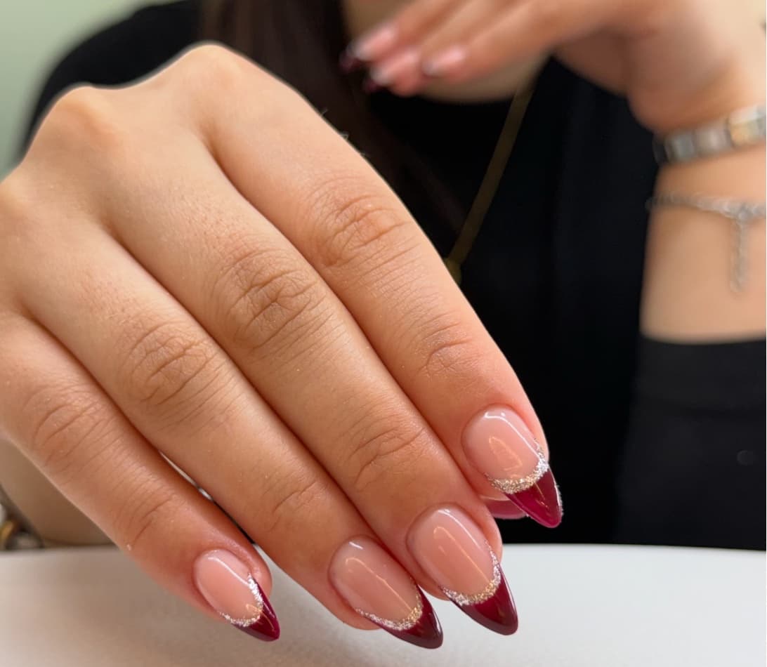 Bordo french tırnak